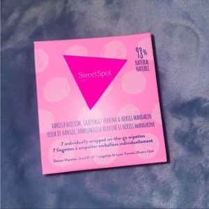 4/$15 Sweet Spot on the go wipettes - 7 count